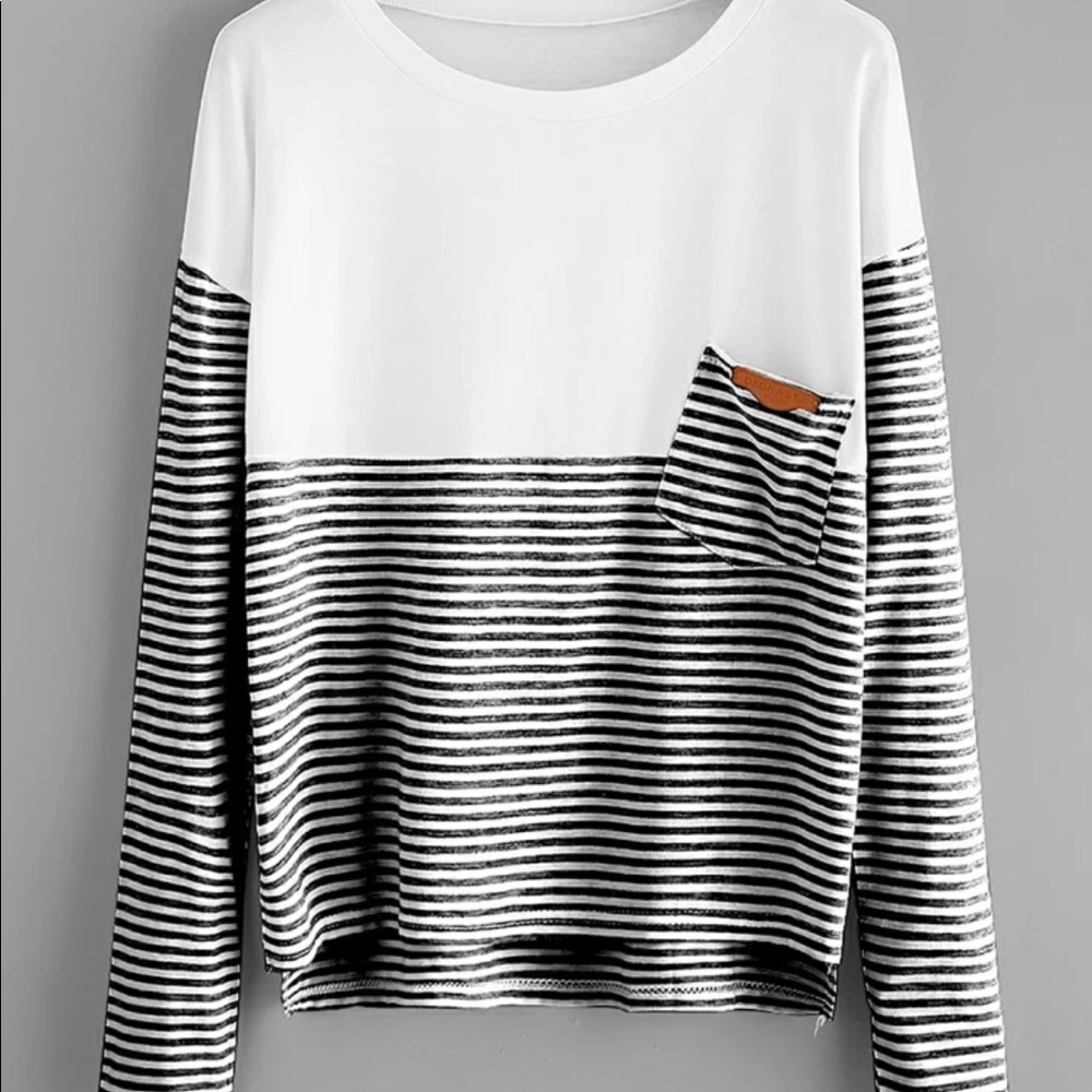 HOST PICK 🎉🎉🎉🎉Stripped top